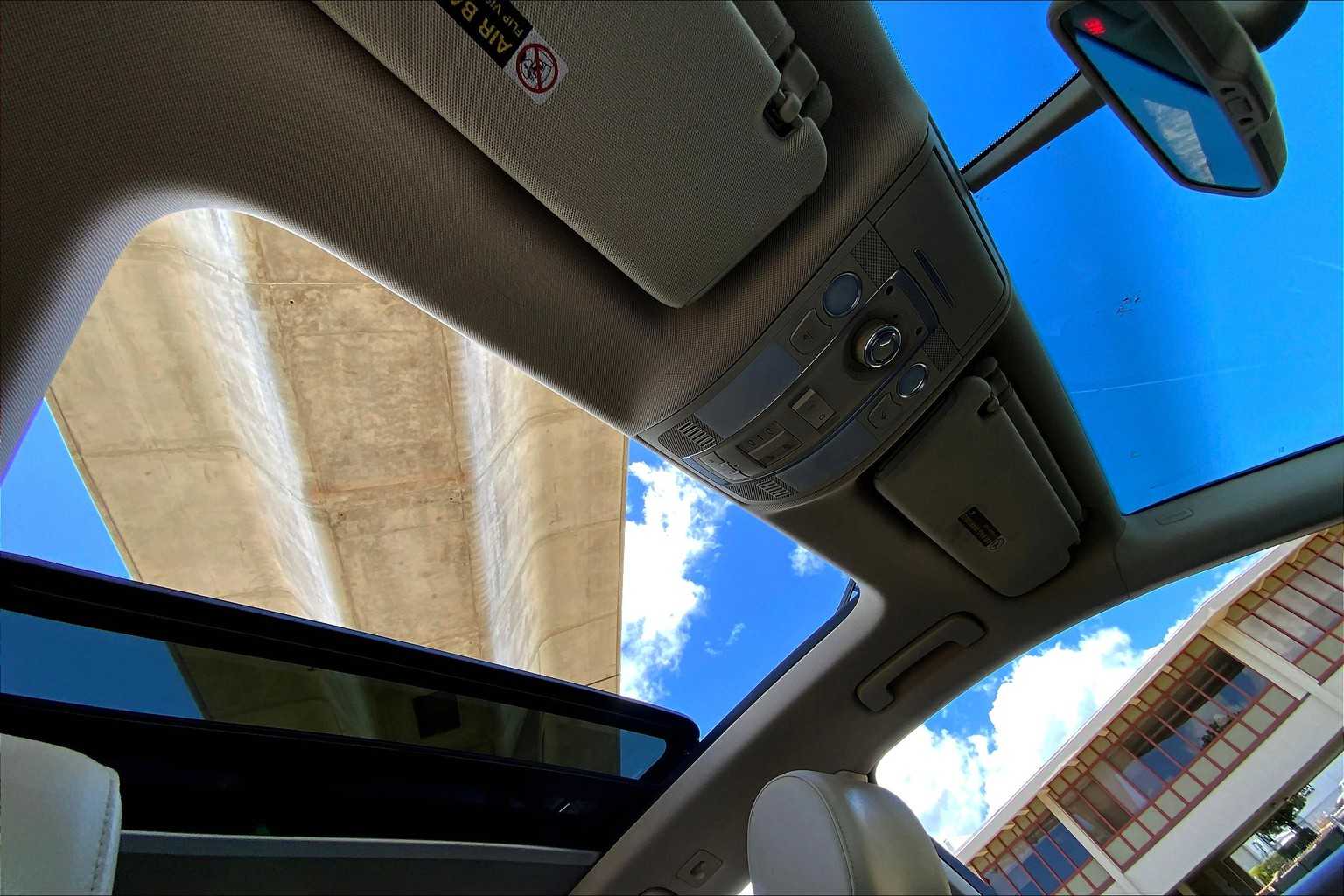 Thumbnail: 2015 Audi Q7 - 29