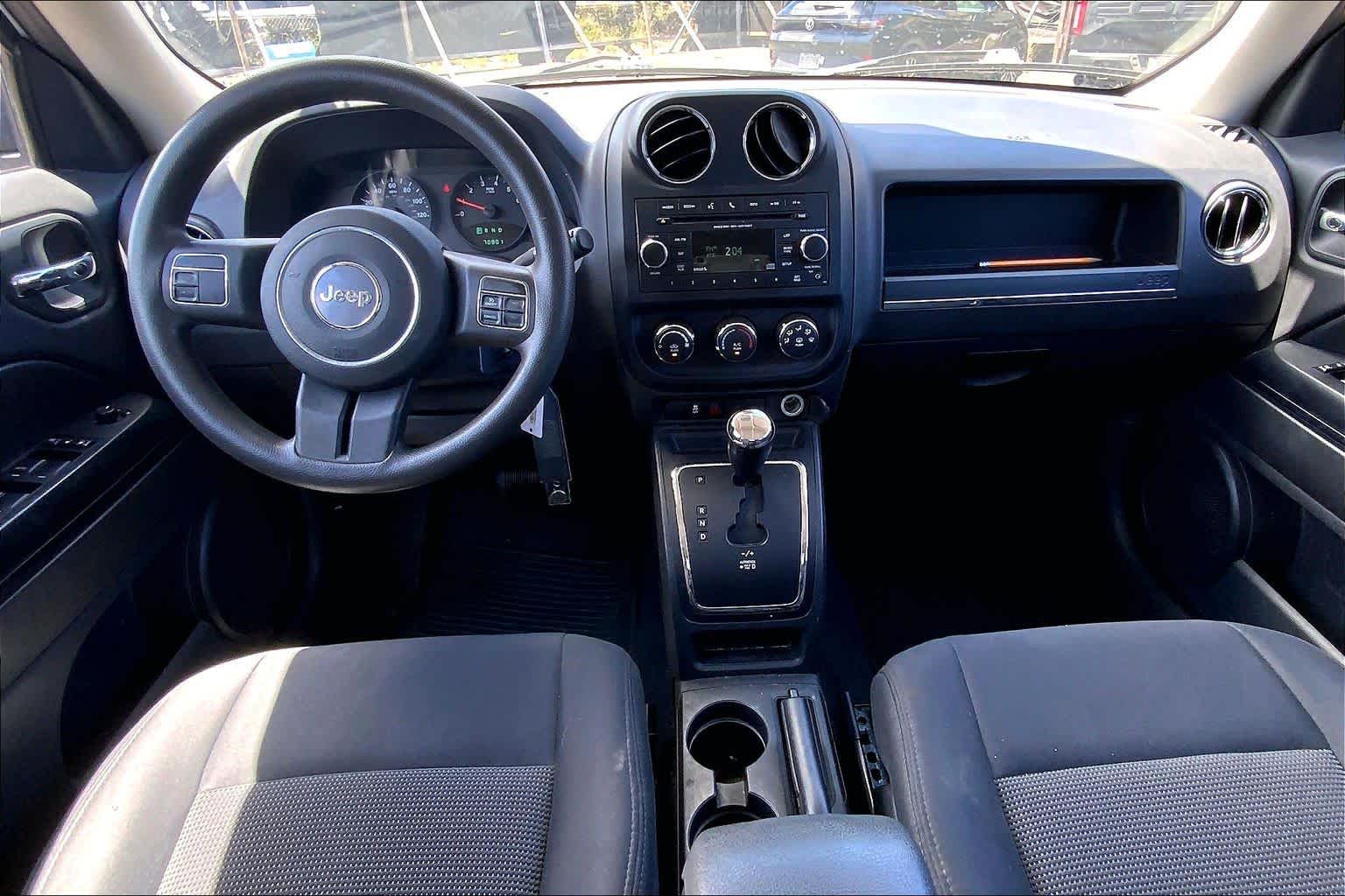 Thumbnail: 2012 Jeep Patriot - 10