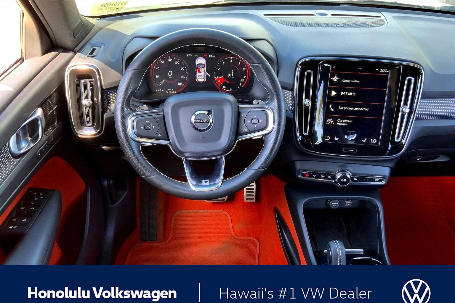 Thumbnail: 2019 Volvo XC40 - 13