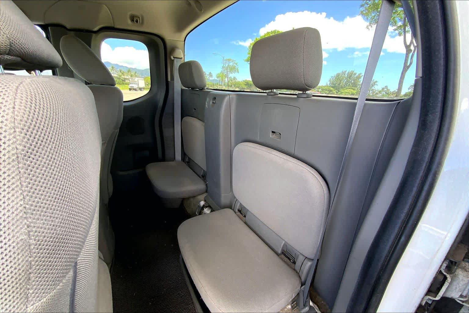 Thumbnail: 2017 Nissan Frontier - 28