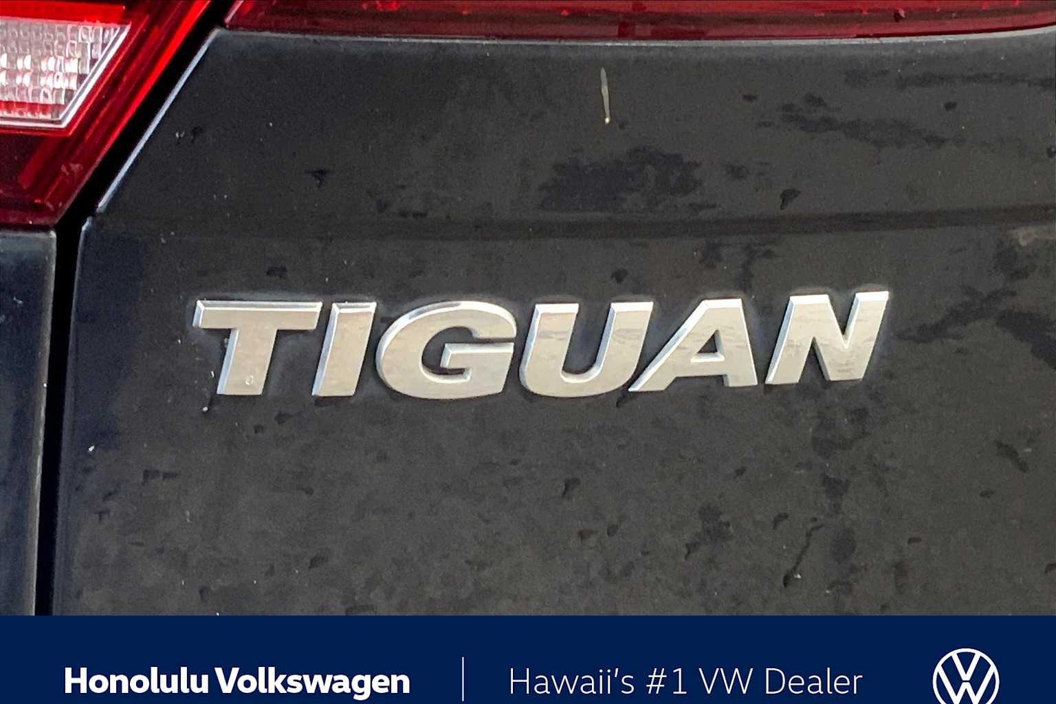 Thumbnail: 2021 Volkswagen Tiguan - 7