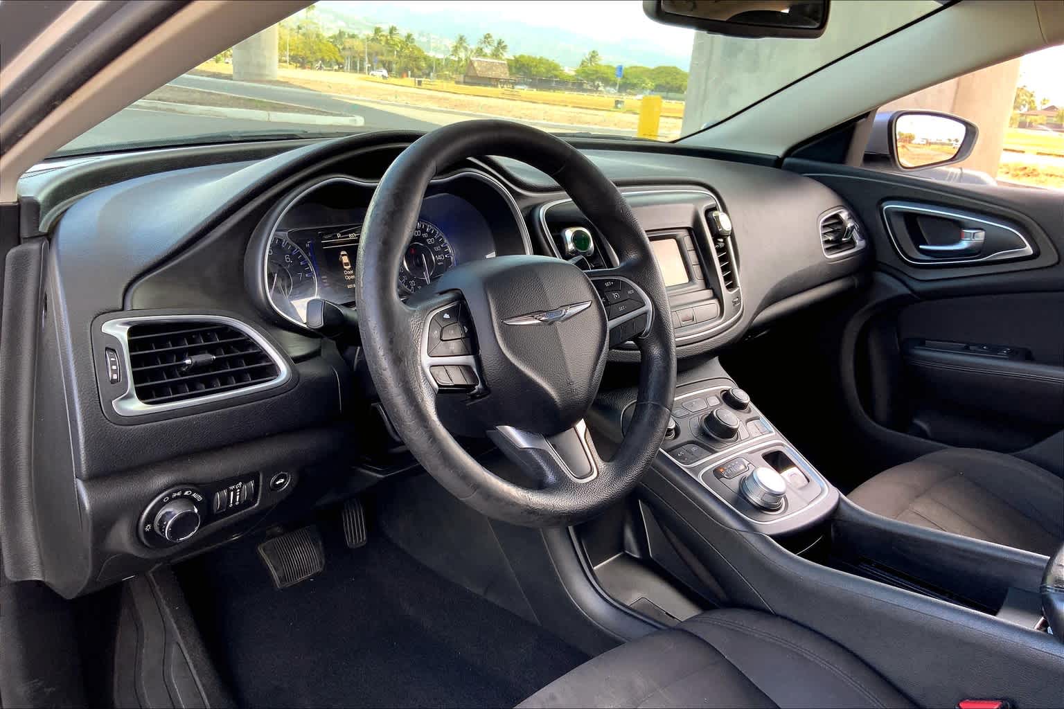 Used 2015 Chrysler 200 Limited with VIN 1C3CCCAB0FN625259 for sale in Honolulu, HI