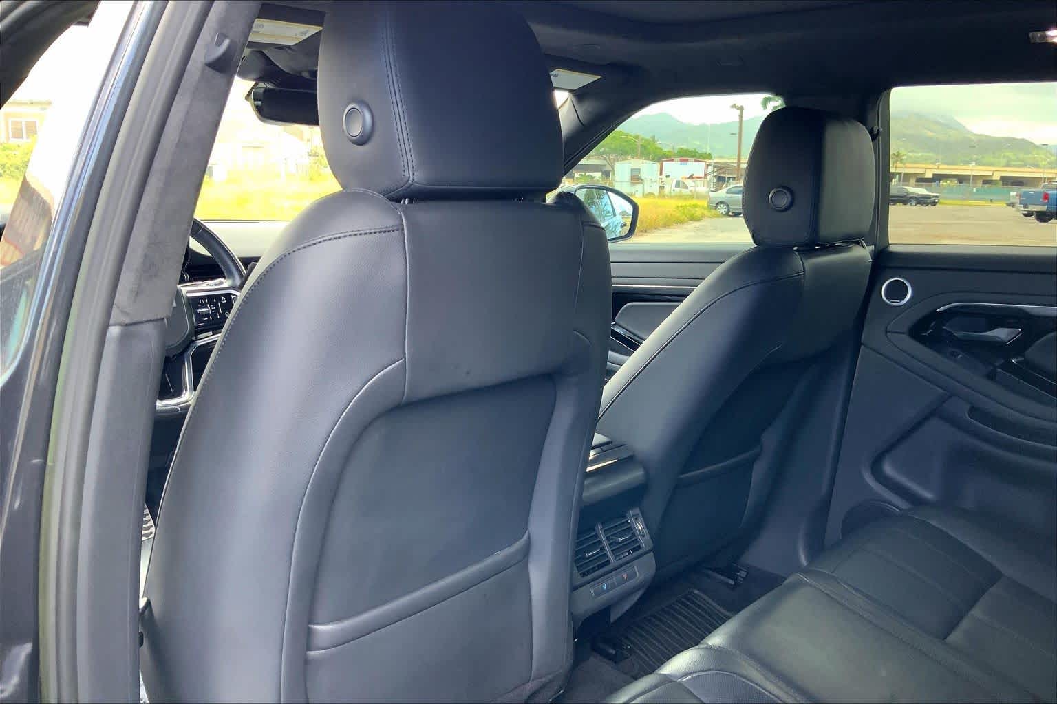 Thumbnail: 2023 Land Rover Range Rover Evoque - 11