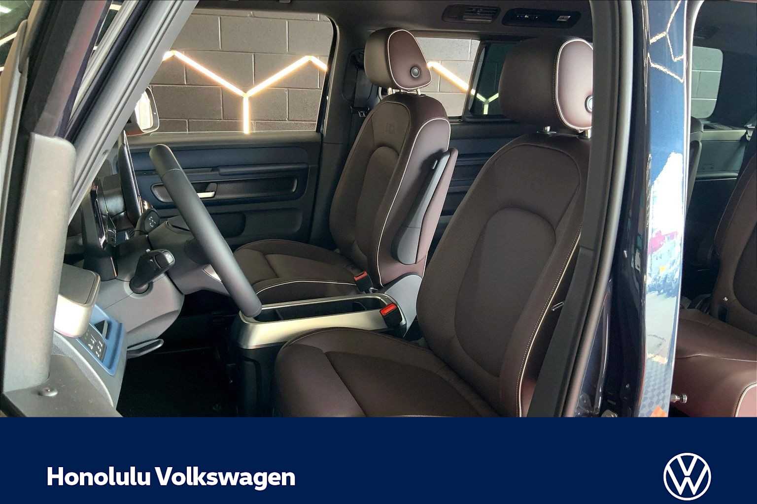 Thumbnail: 2025 Volkswagen ID.Buzz - 10