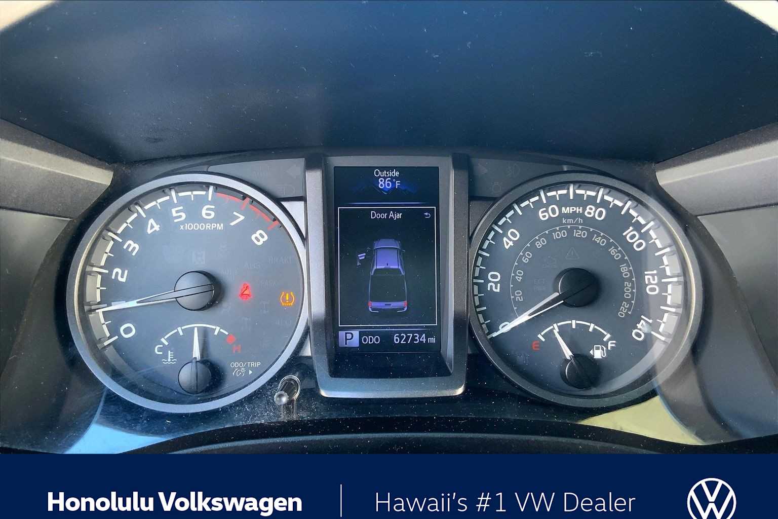 Thumbnail: 2018 Toyota Tacoma - 16