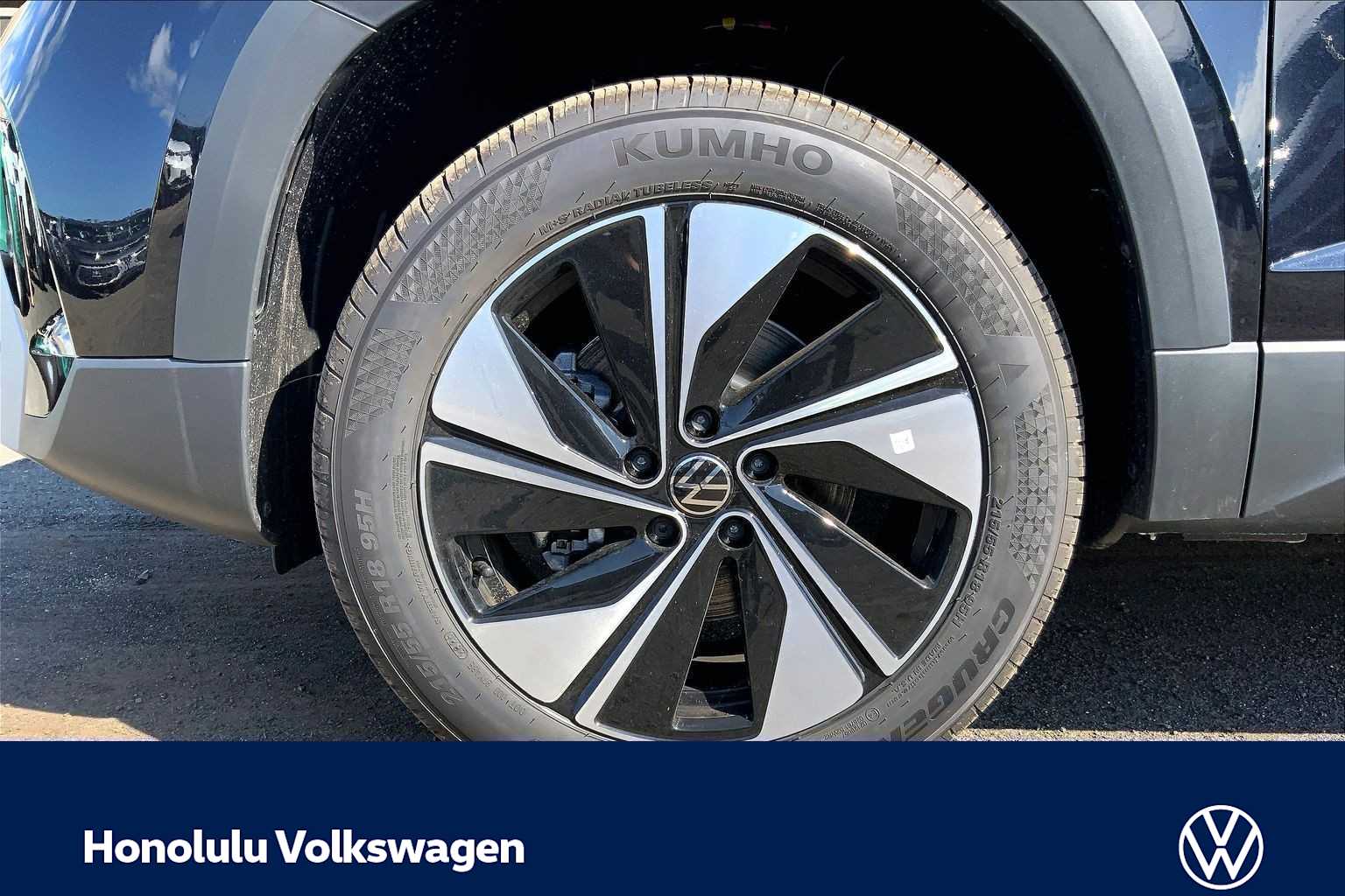 Thumbnail: 2026 Volkswagen Taos - 8