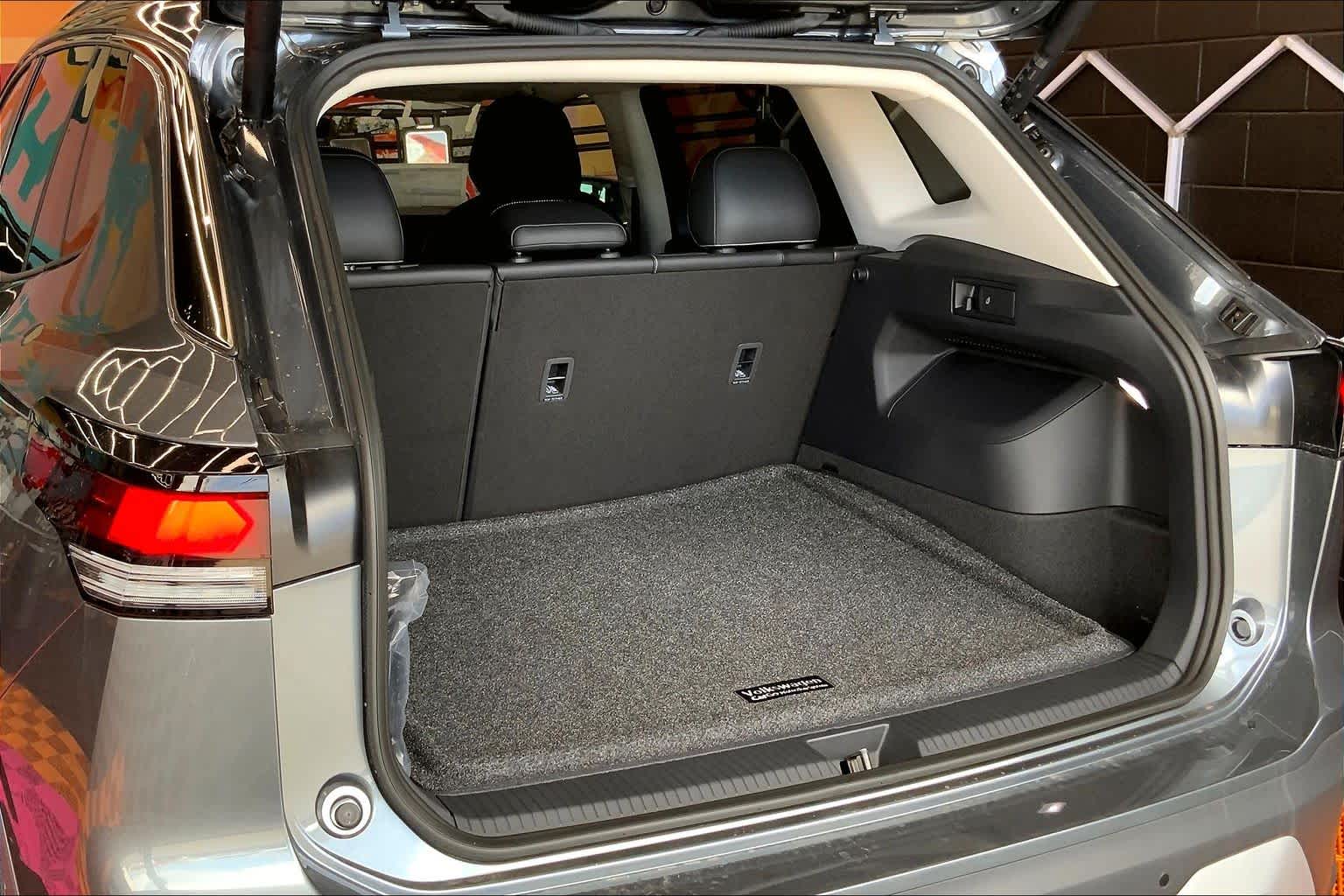 Thumbnail: 2026 Volkswagen Tiguan - 19