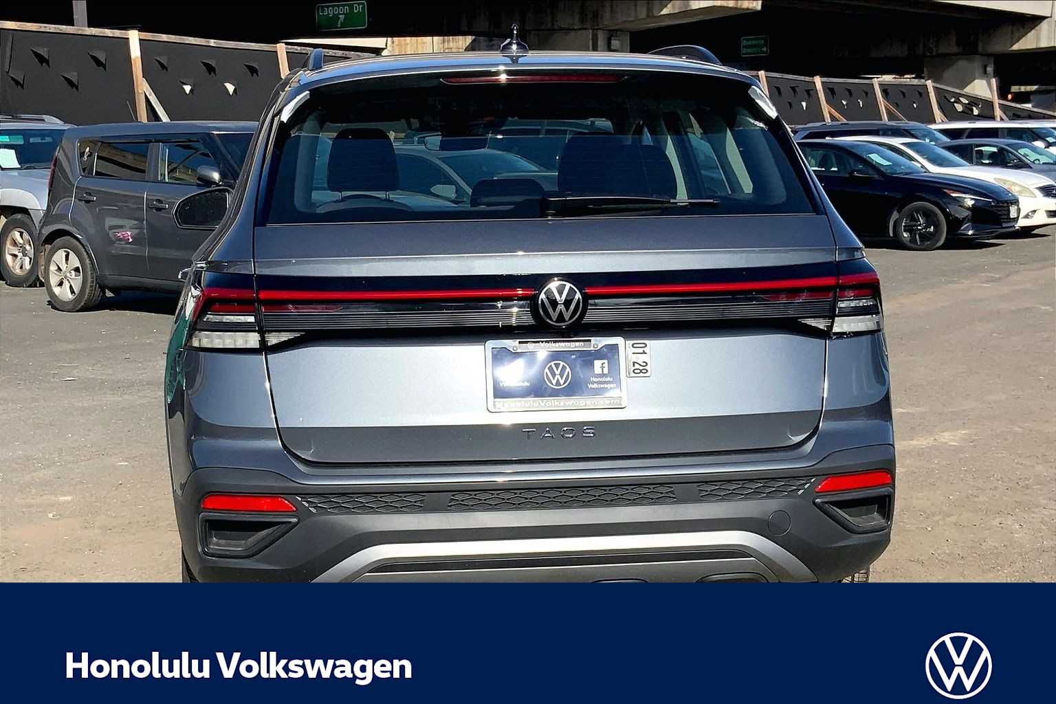 Thumbnail: 2026 Volkswagen Taos - 5