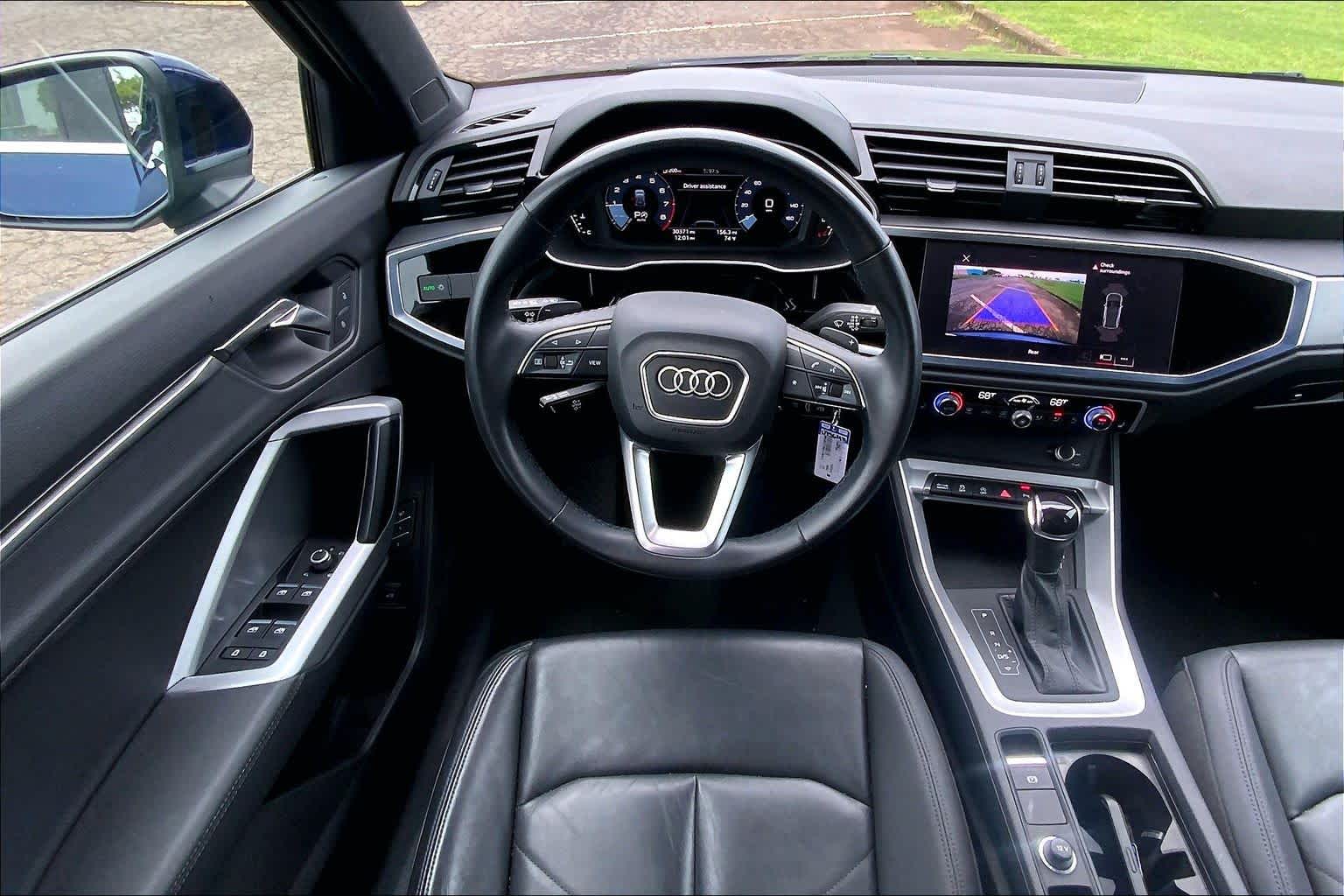 Thumbnail: 2022 Audi Q3 - 14
