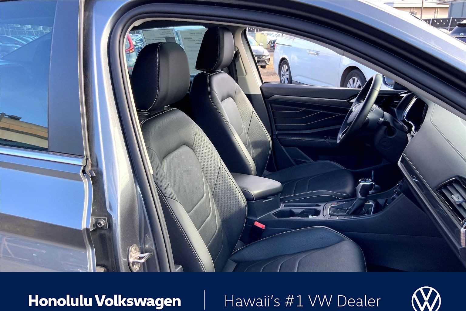 Thumbnail: 2023 Volkswagen Jetta - 13