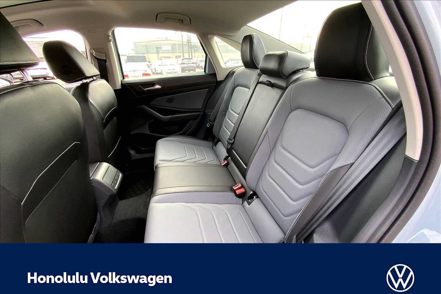 Thumbnail: 2026 Volkswagen Jetta - 13