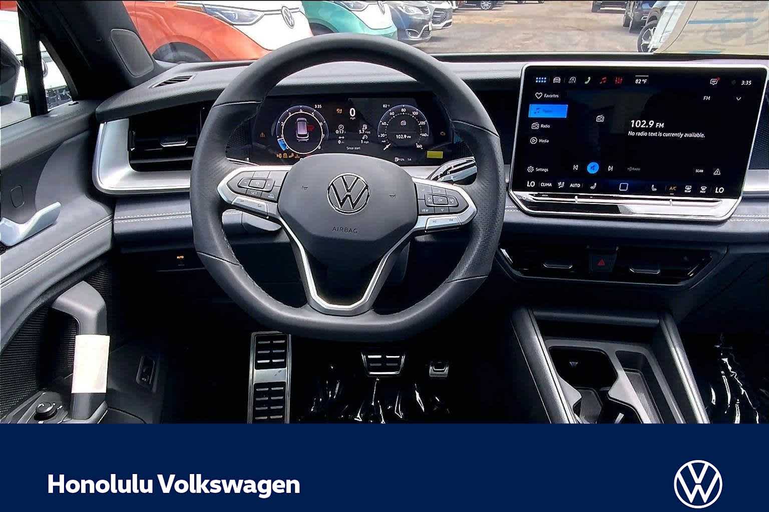 Thumbnail: 2026 Volkswagen Tiguan - 15