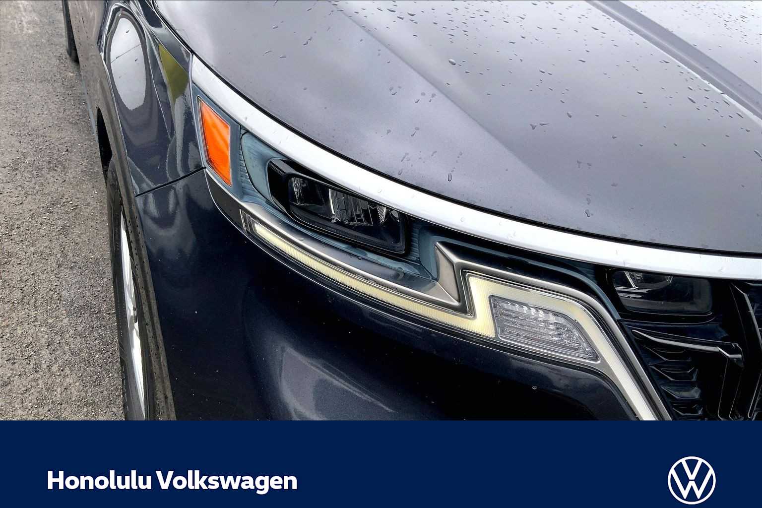 Thumbnail: 2023 Kia Carnival - 31