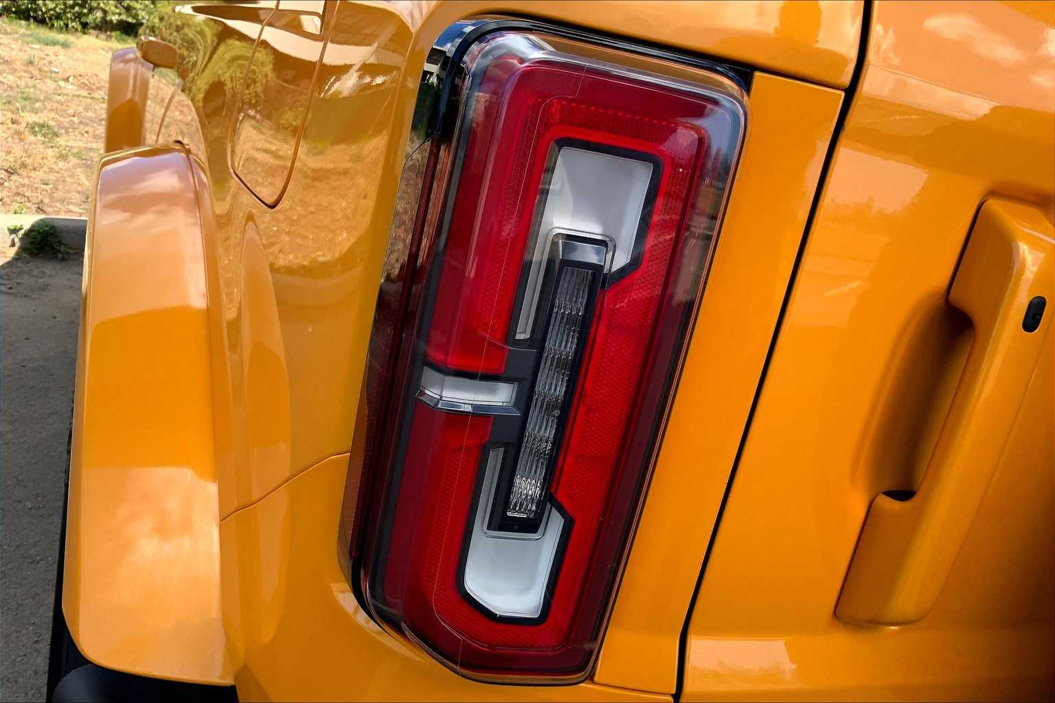 Thumbnail: 2021 Ford Bronco - 30