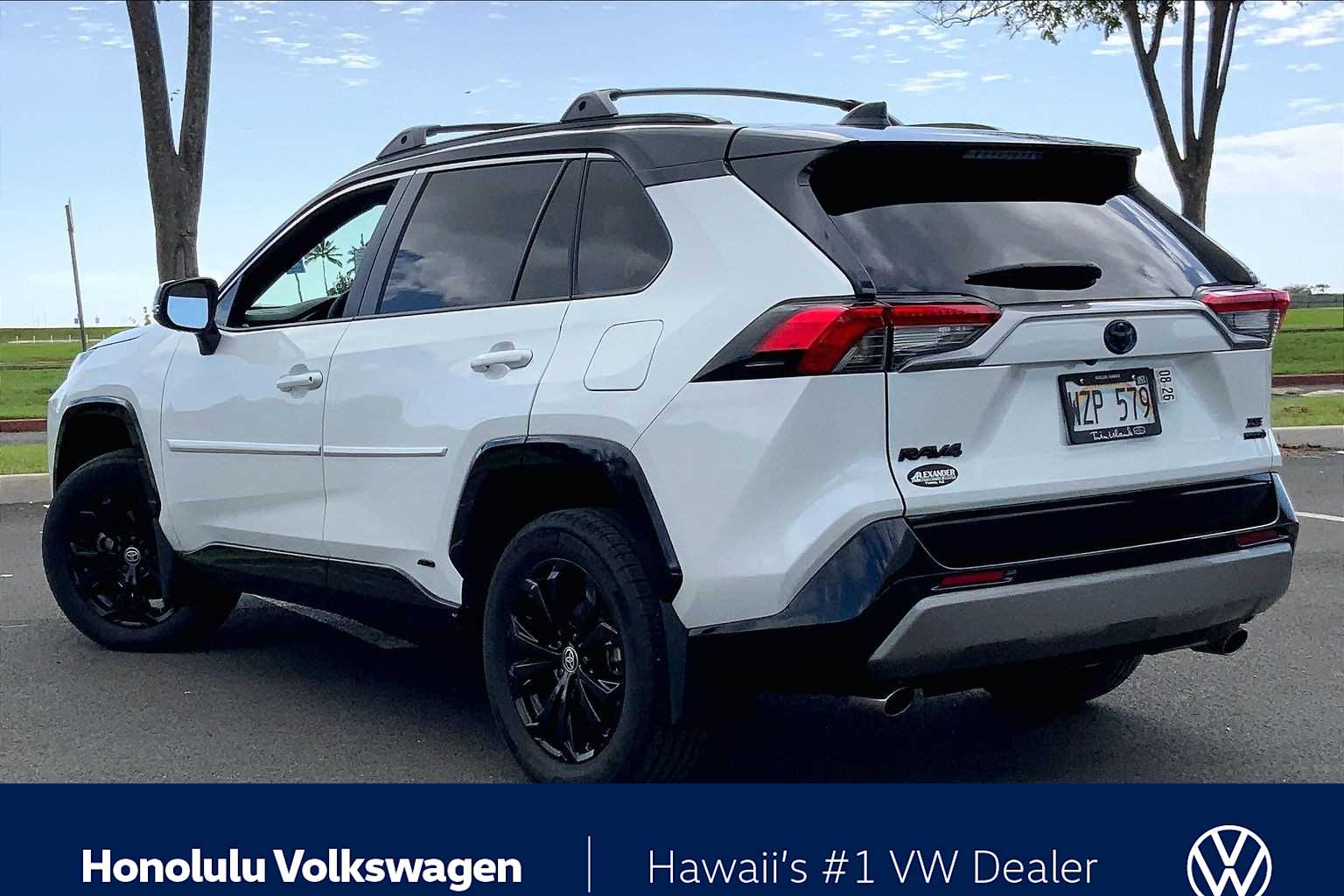 Thumbnail: 2023 Toyota RAV4 - 4