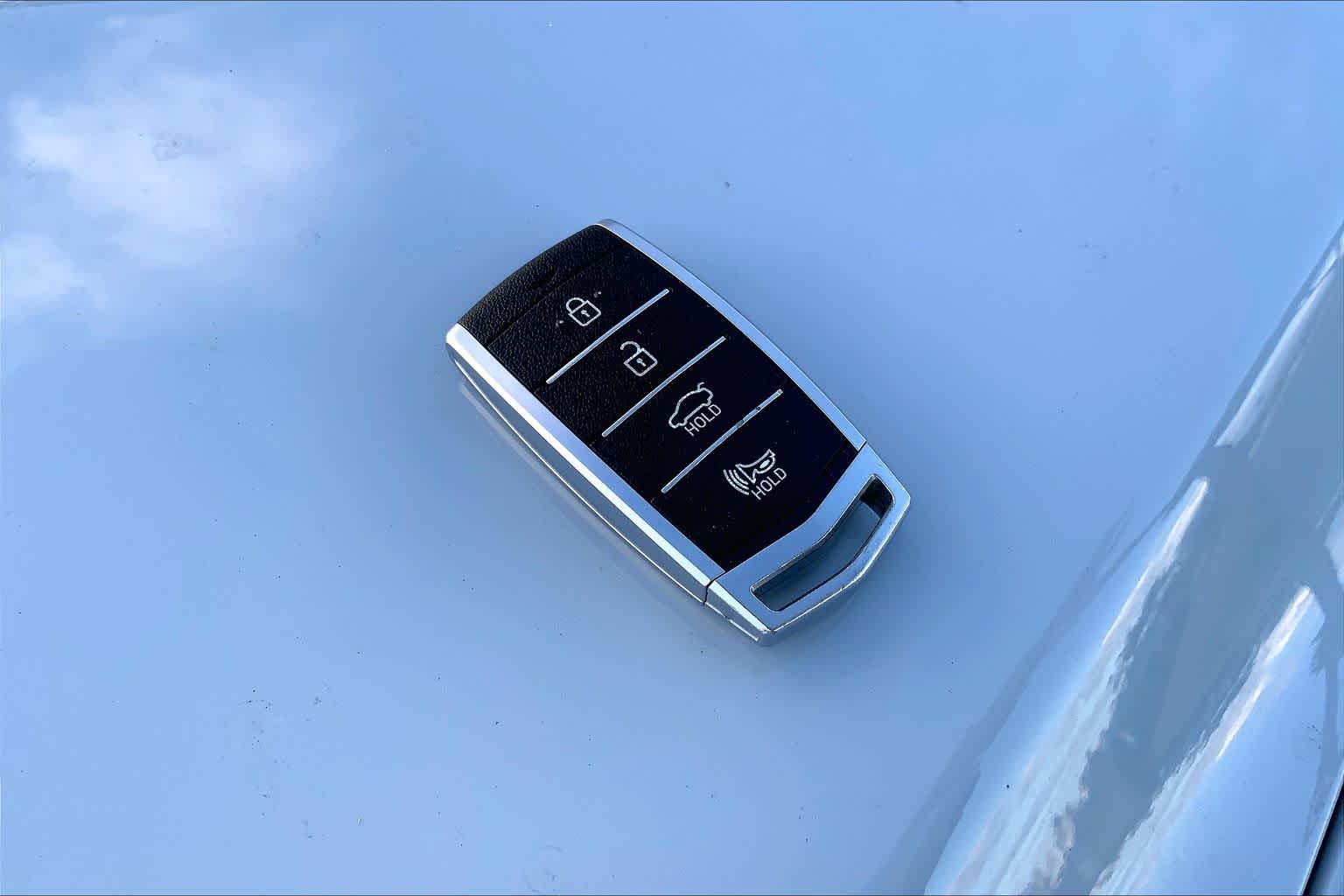 Thumbnail: 2019 Genesis G70 - 19