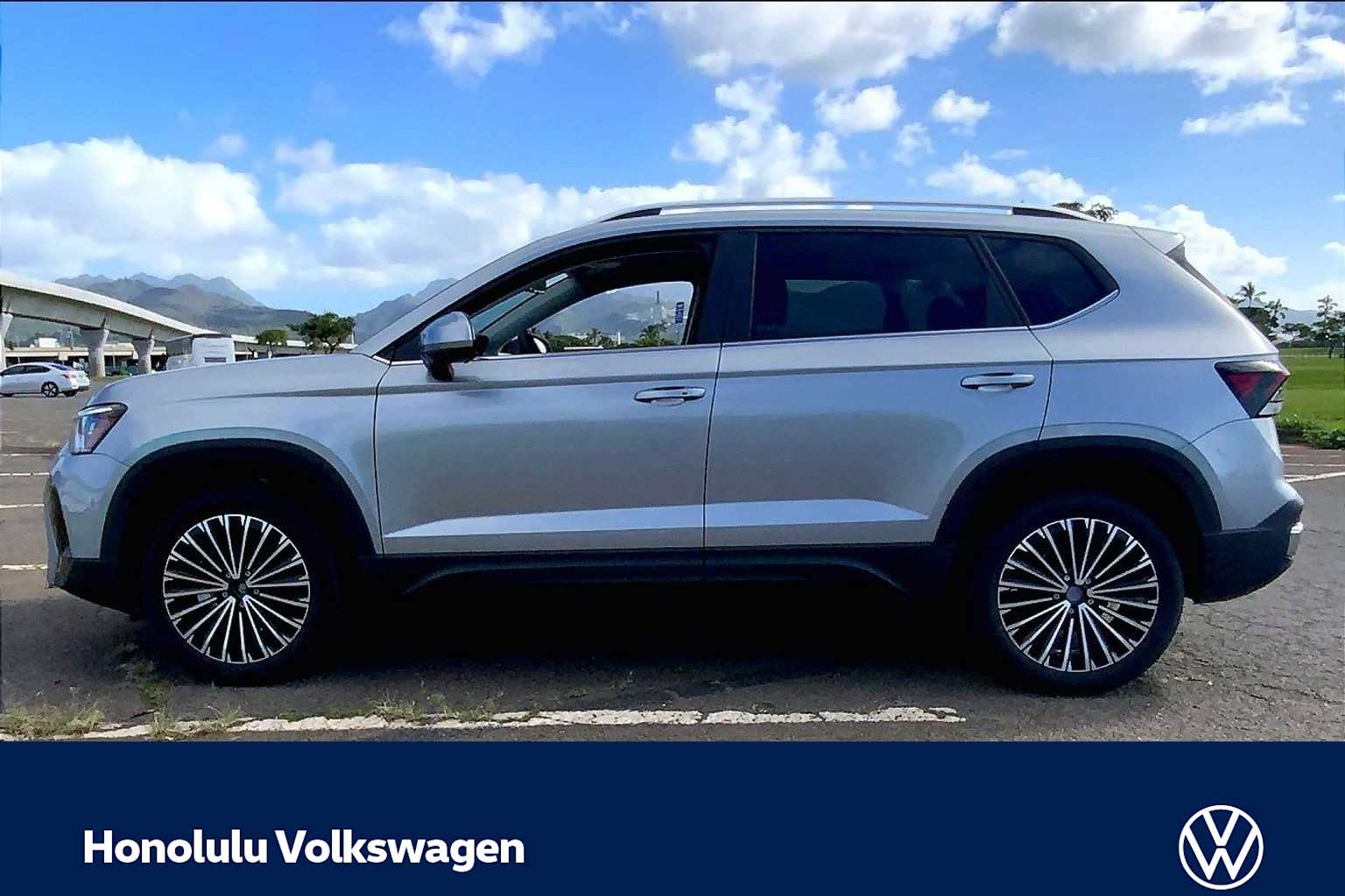 Thumbnail: 2026 Volkswagen Taos - 3