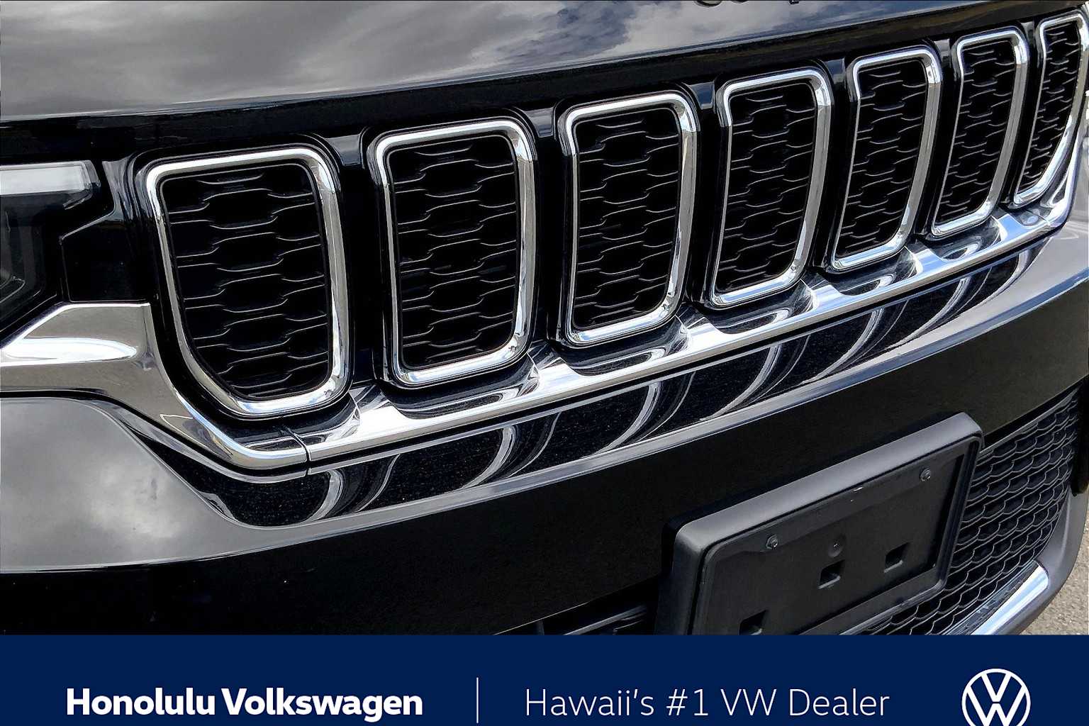 Thumbnail: 2023 Jeep Grand Cherokee - 32