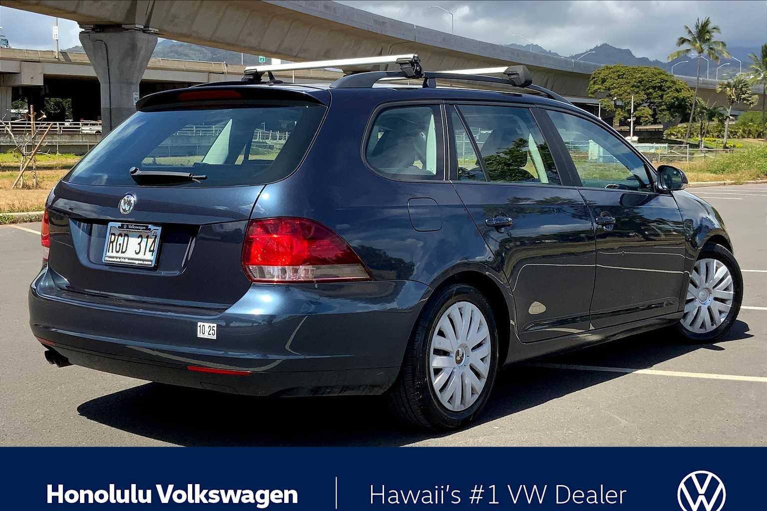 Thumbnail: 2010 Volkswagen Jetta - 21
