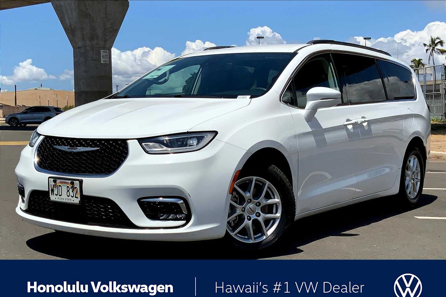 2022 Chrysler Pacifica Touring L