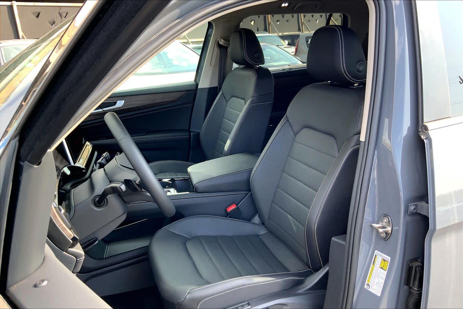 2026 Volkswagen Atlas SEL - Photo 11