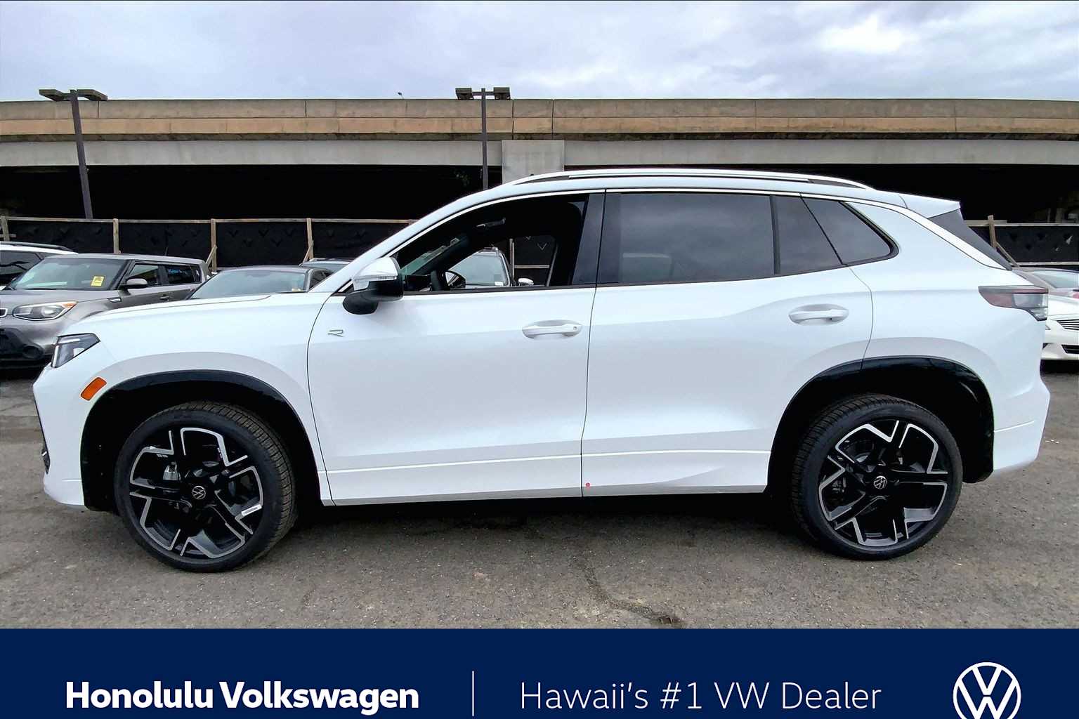 Thumbnail: 2026 Volkswagen Tiguan - 3