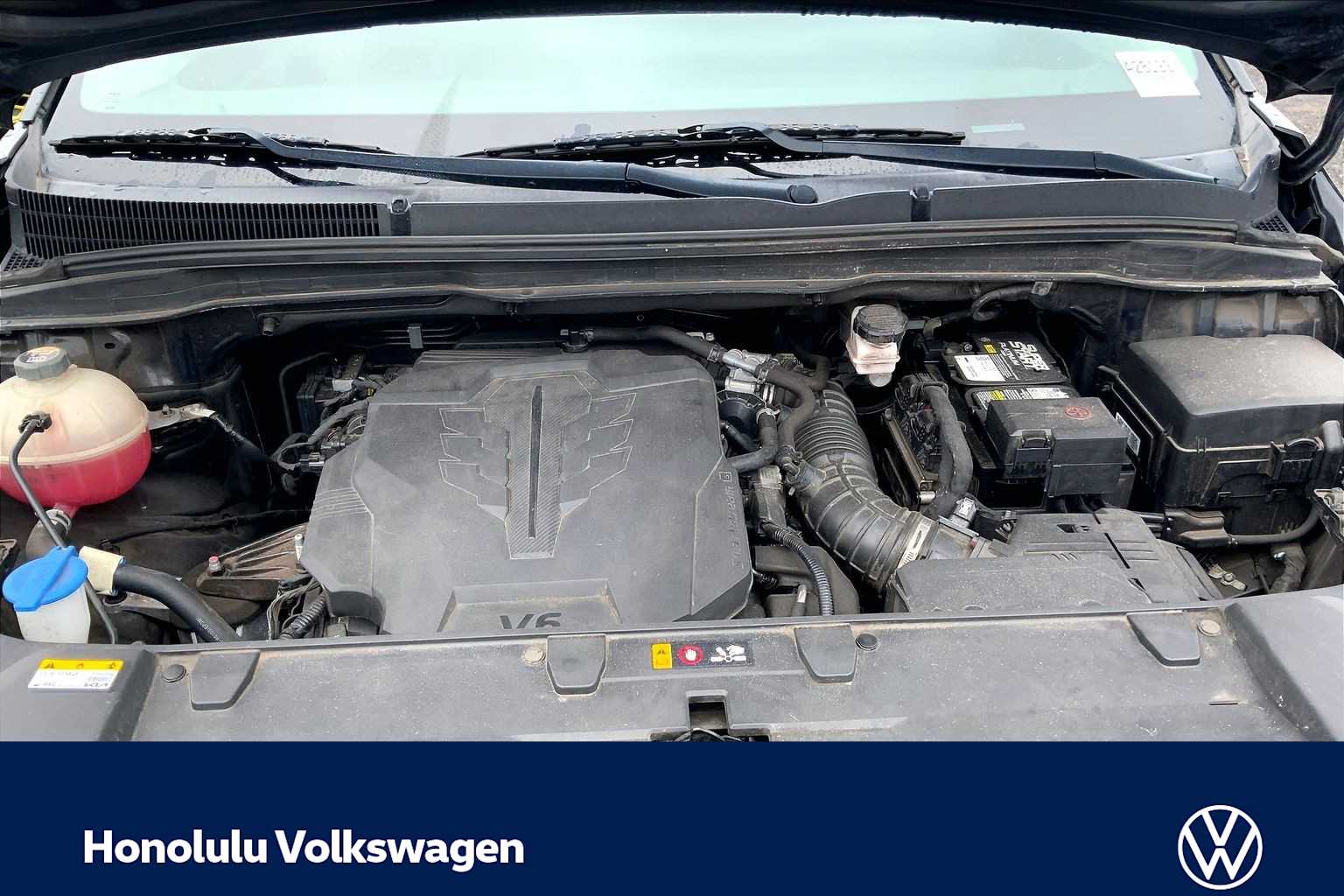 Thumbnail: 2023 Kia Carnival - 9