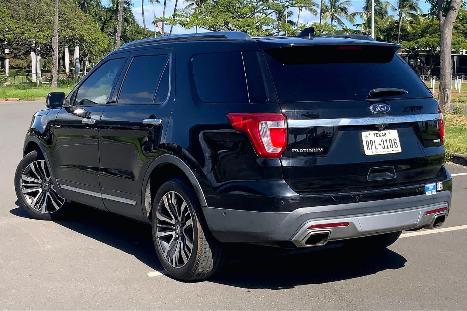 Thumbnail: 2016 Ford Explorer - 4