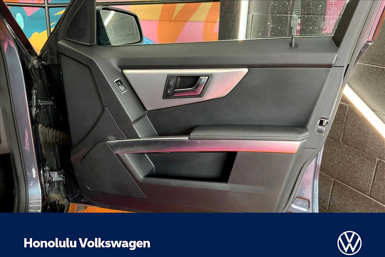 Thumbnail: 2015 Mercedes-Benz GLK - 27