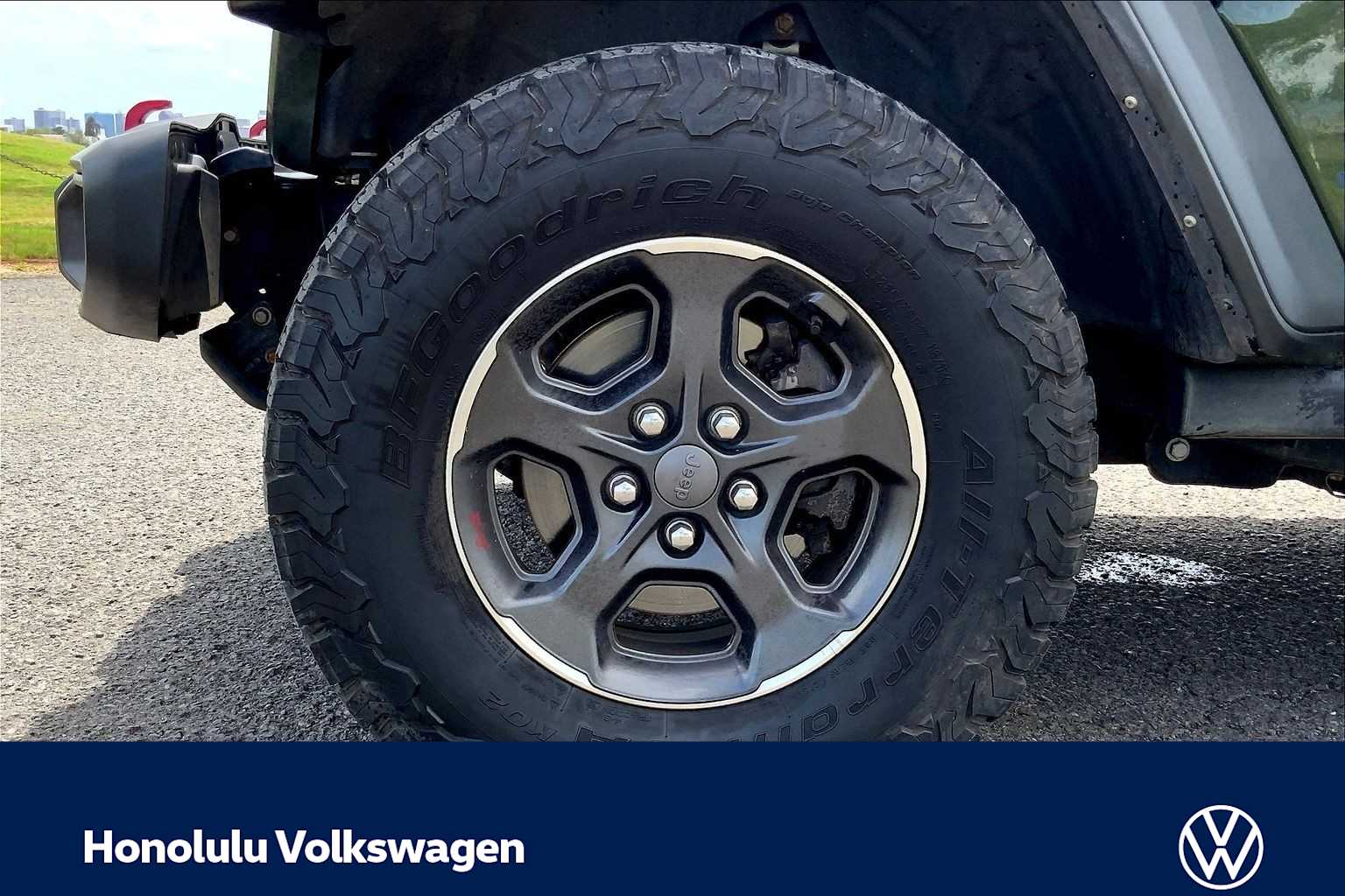 Thumbnail: 2021 Jeep Gladiator - 8