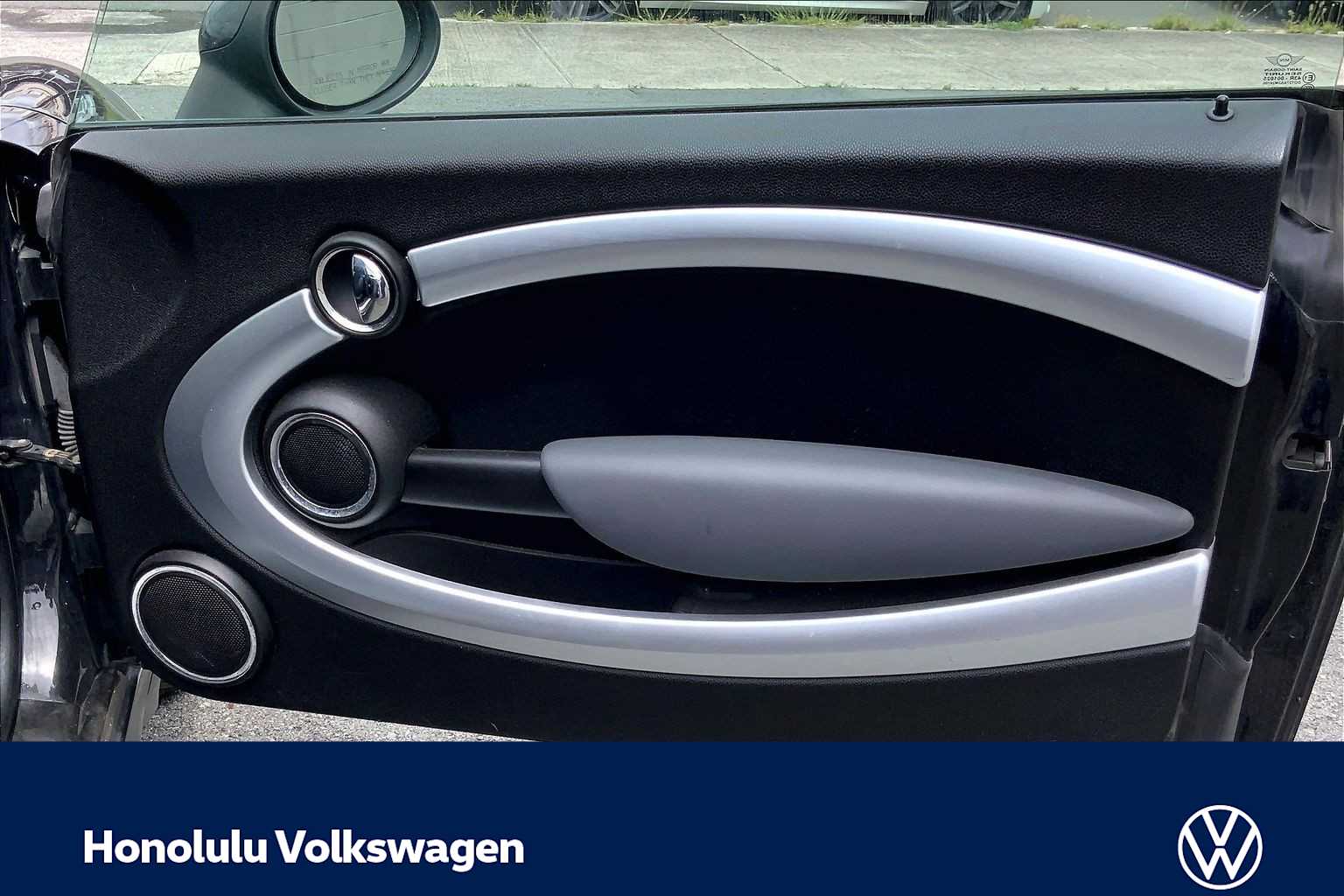 Thumbnail: 2010 MINI Cooper Clubman - 26