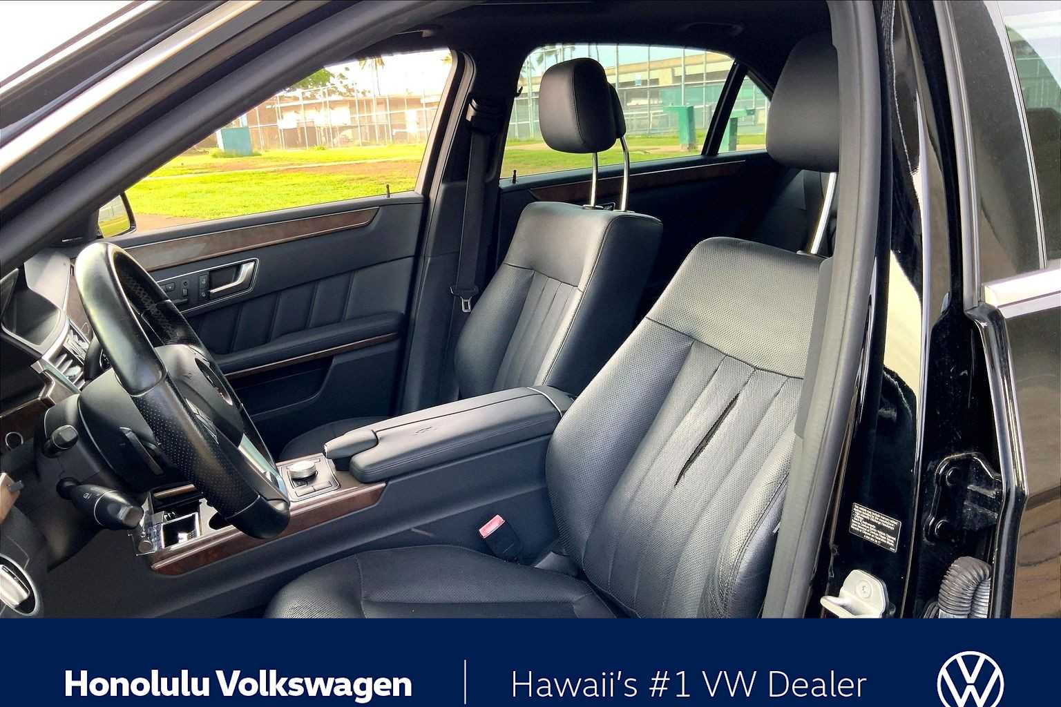 Thumbnail: 2012 Mercedes-Benz E-Class - 10