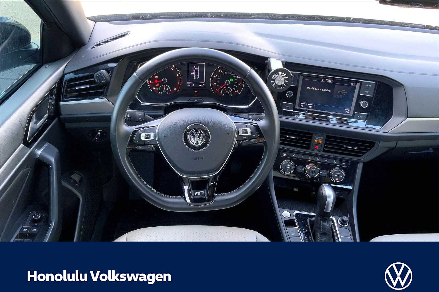 Thumbnail: 2021 Volkswagen Jetta - 13