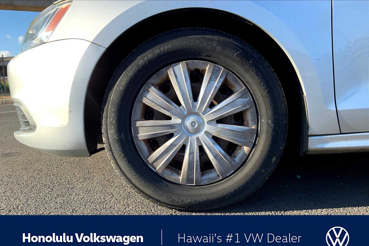 Thumbnail: 2013 Volkswagen Jetta - 8