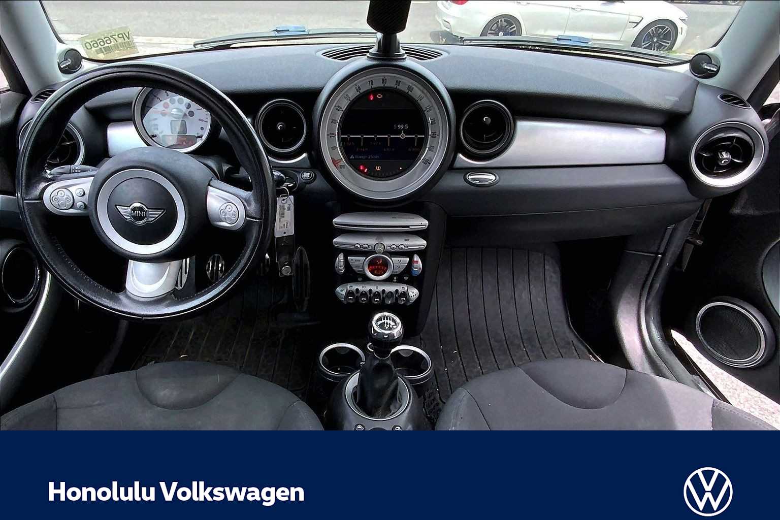 Thumbnail: 2010 MINI Cooper Clubman - 9