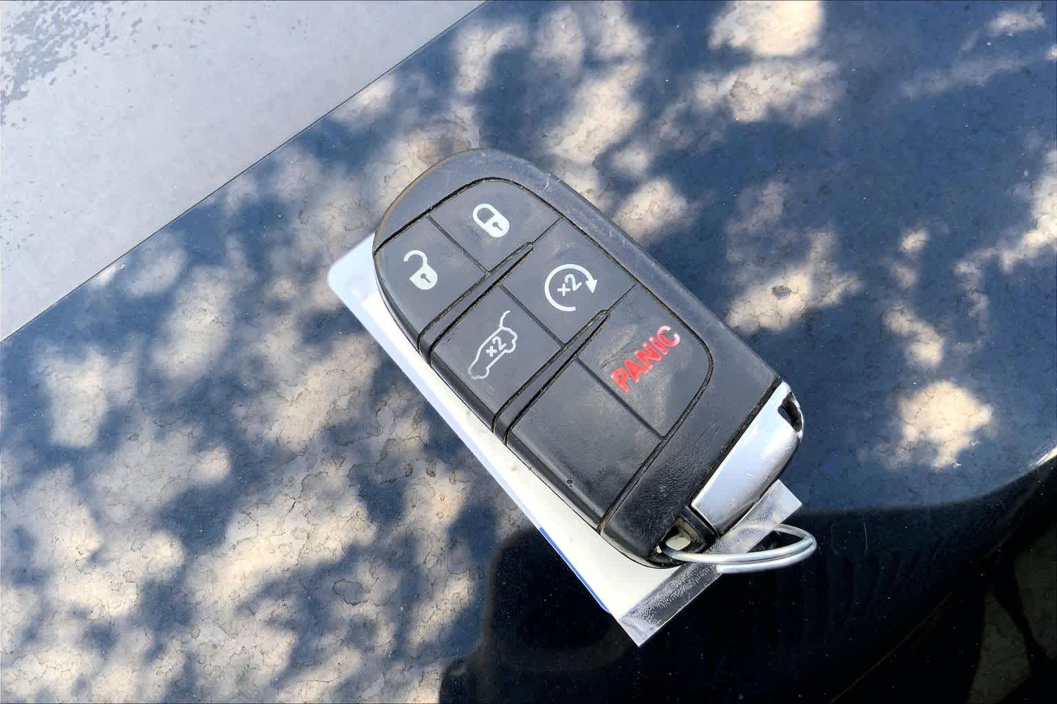 Thumbnail: 2020 Jeep Grand Cherokee - 19