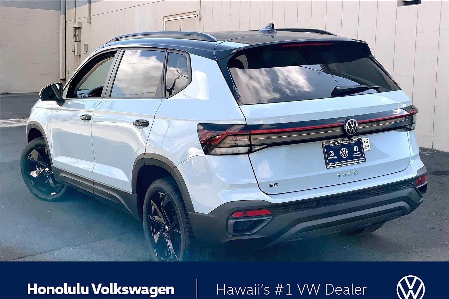 Thumbnail: 2026 Volkswagen Taos - 4