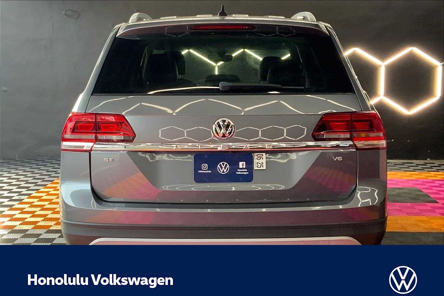 Thumbnail: 2018 Volkswagen Atlas - 5