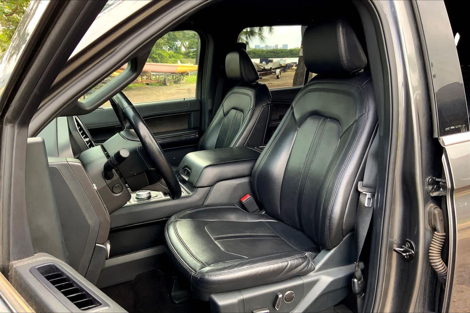Thumbnail: 2021 Ford Expedition MAX - 10
