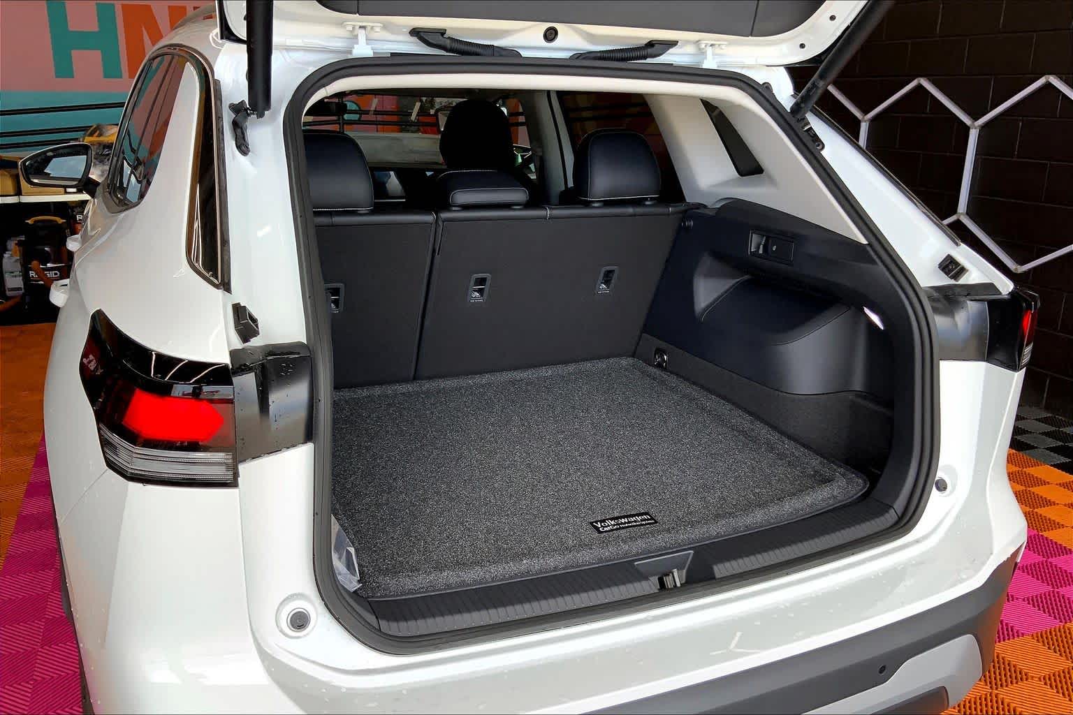 Thumbnail: 2026 Volkswagen Tiguan - 19
