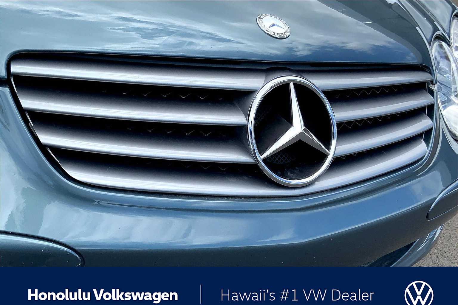 Thumbnail: 2006 Mercedes-Benz SL-Class - 33