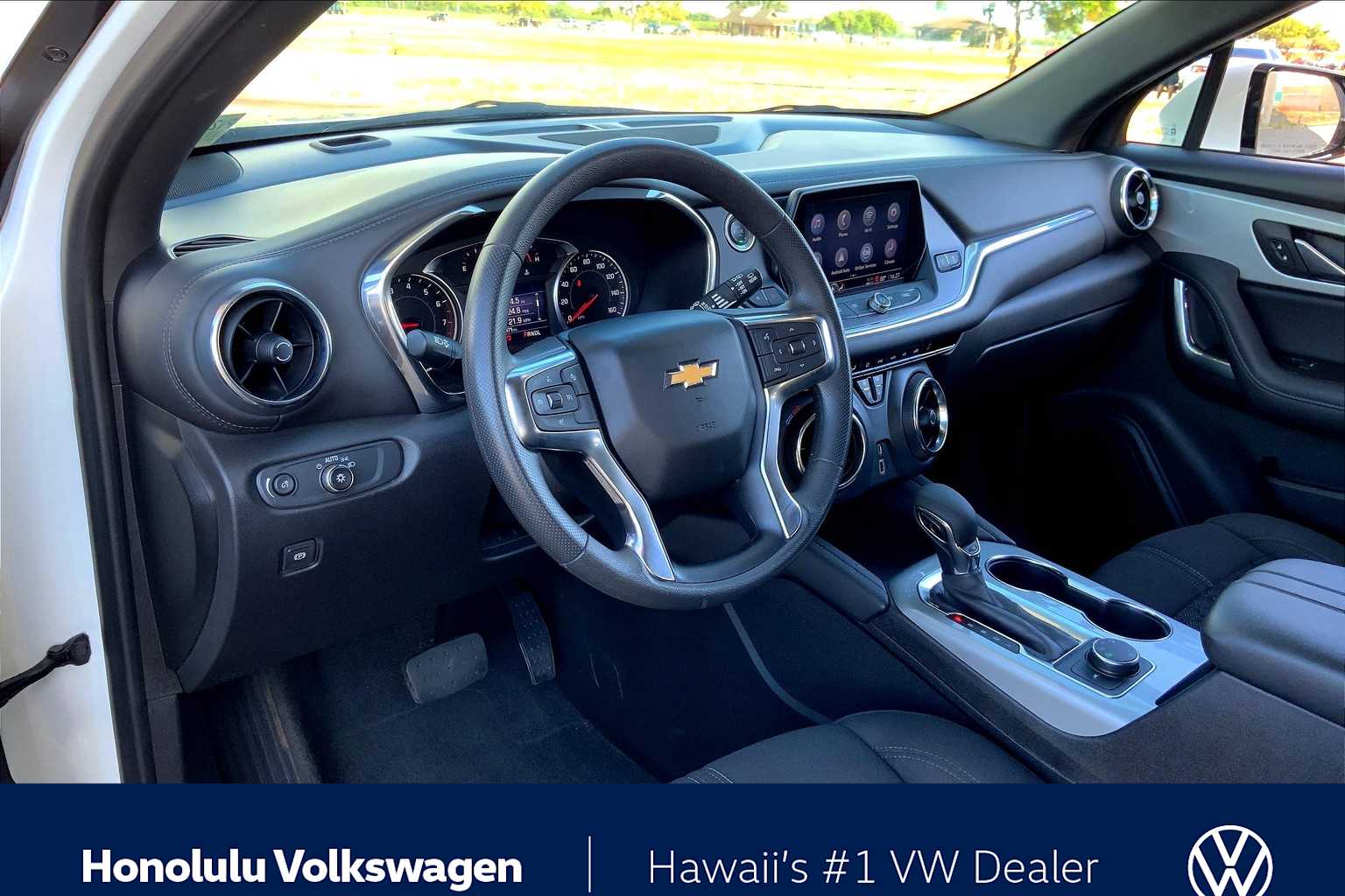 2022 Chevrolet Blazer 2LT photo 2