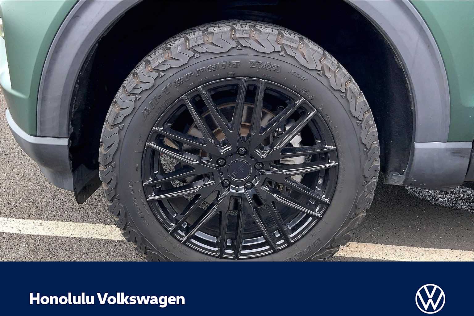 Thumbnail: 2020 Ford Explorer - 7