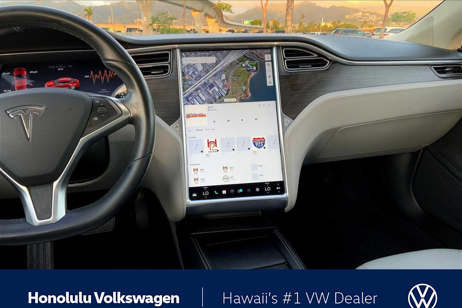 Thumbnail: 2014 Tesla Model S - 14