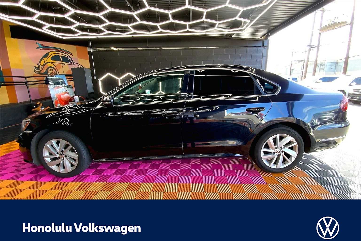 Thumbnail: 2018 Volkswagen Passat - 2