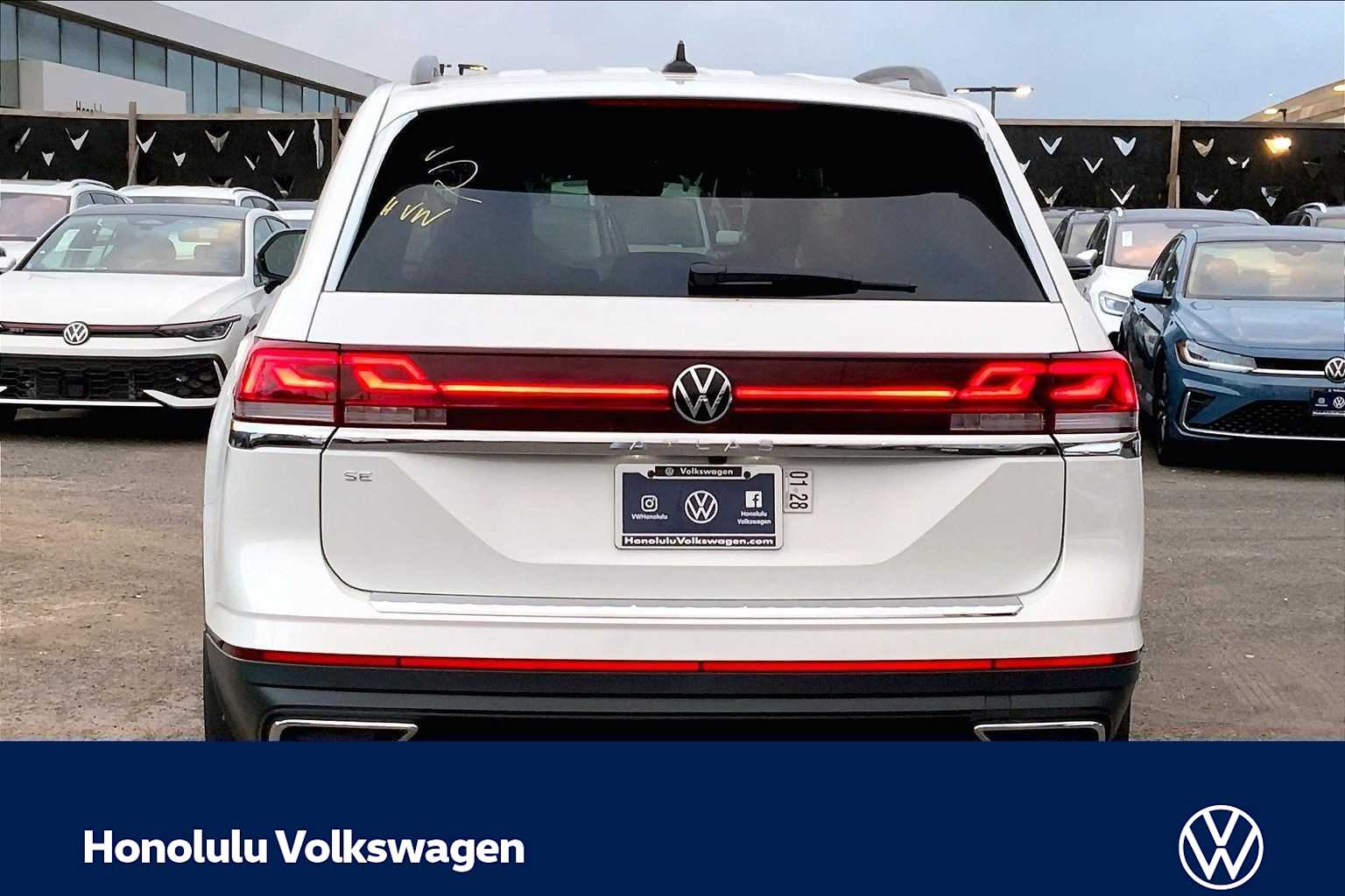 Thumbnail: 2026 Volkswagen Atlas - 5