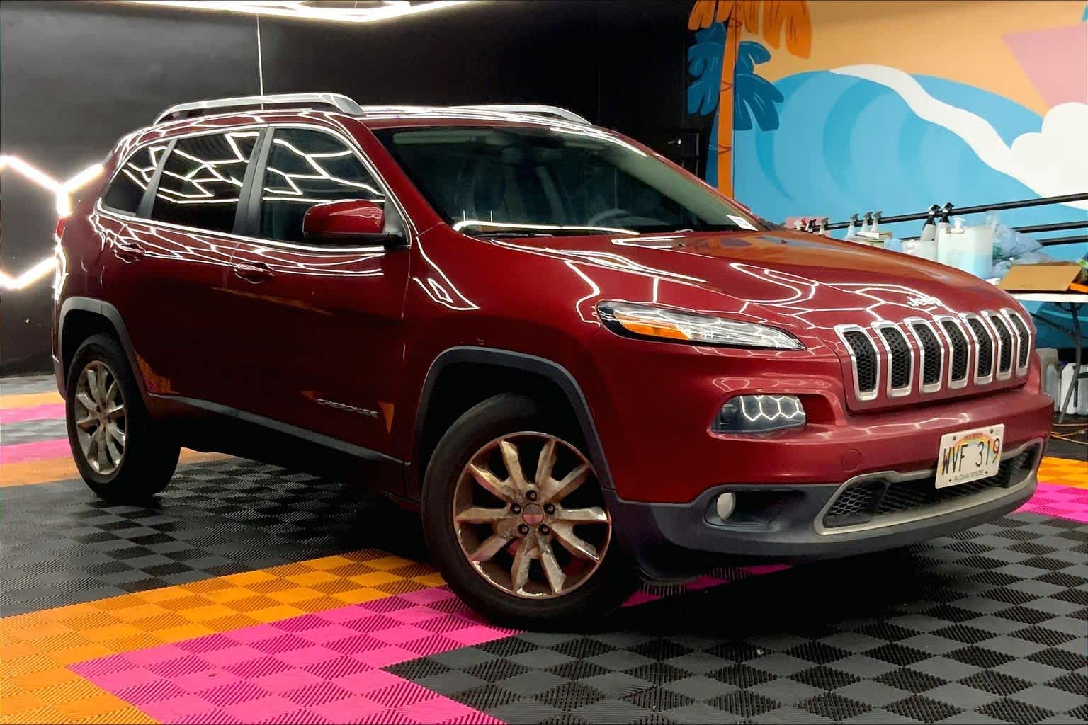 Thumbnail: 2015 Jeep Cherokee - 20