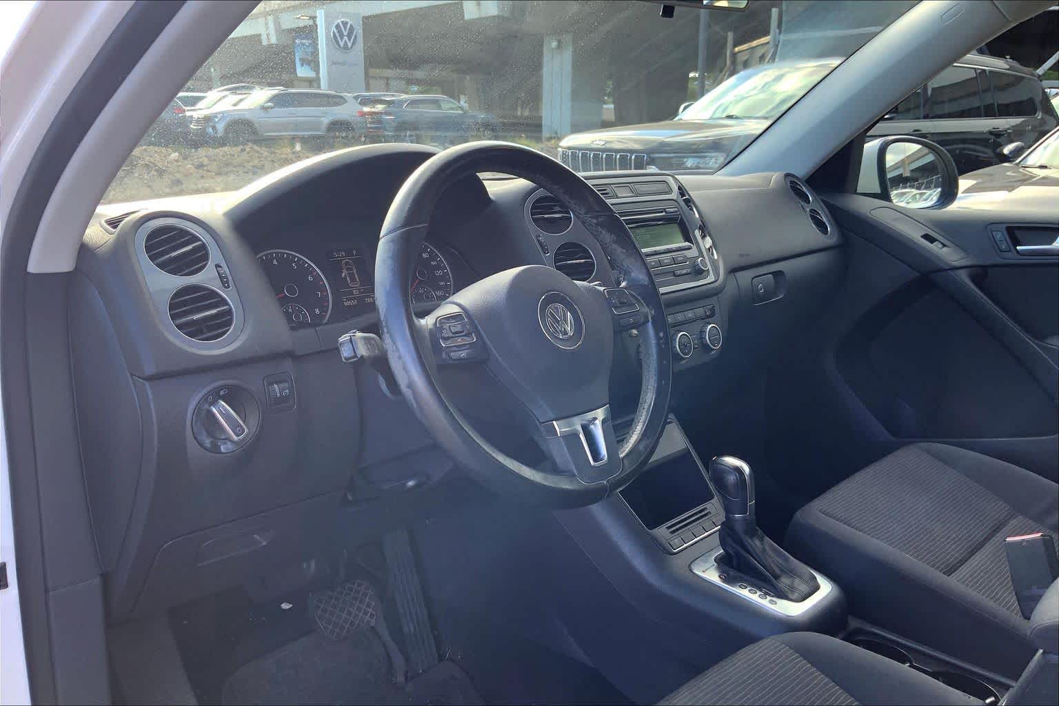 Used 2013 Volkswagen Tiguan S with VIN WVGBV7AX0DW507557 for sale in Honolulu, HI