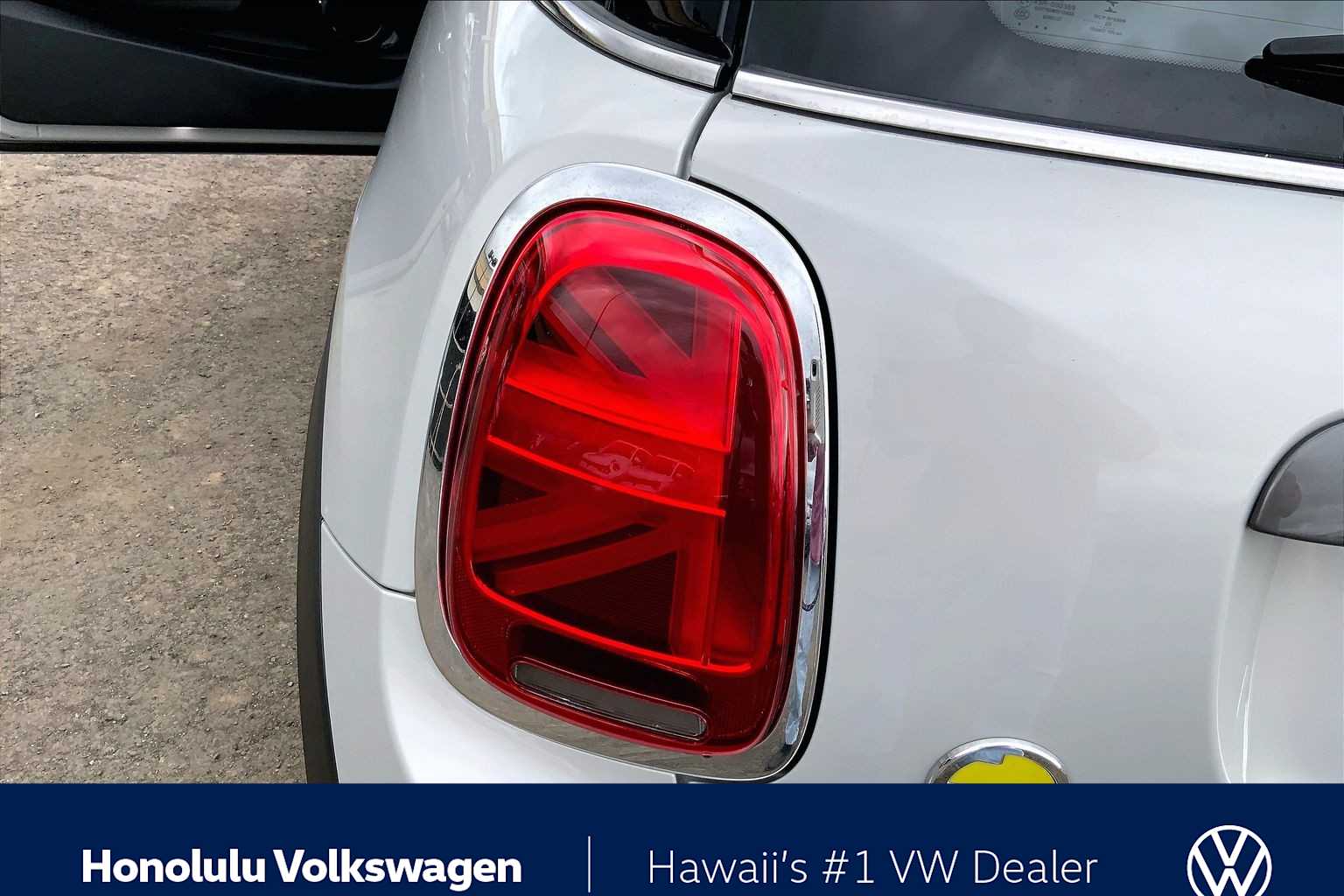 Thumbnail: 2021 MINI Cooper Hardtop - 29