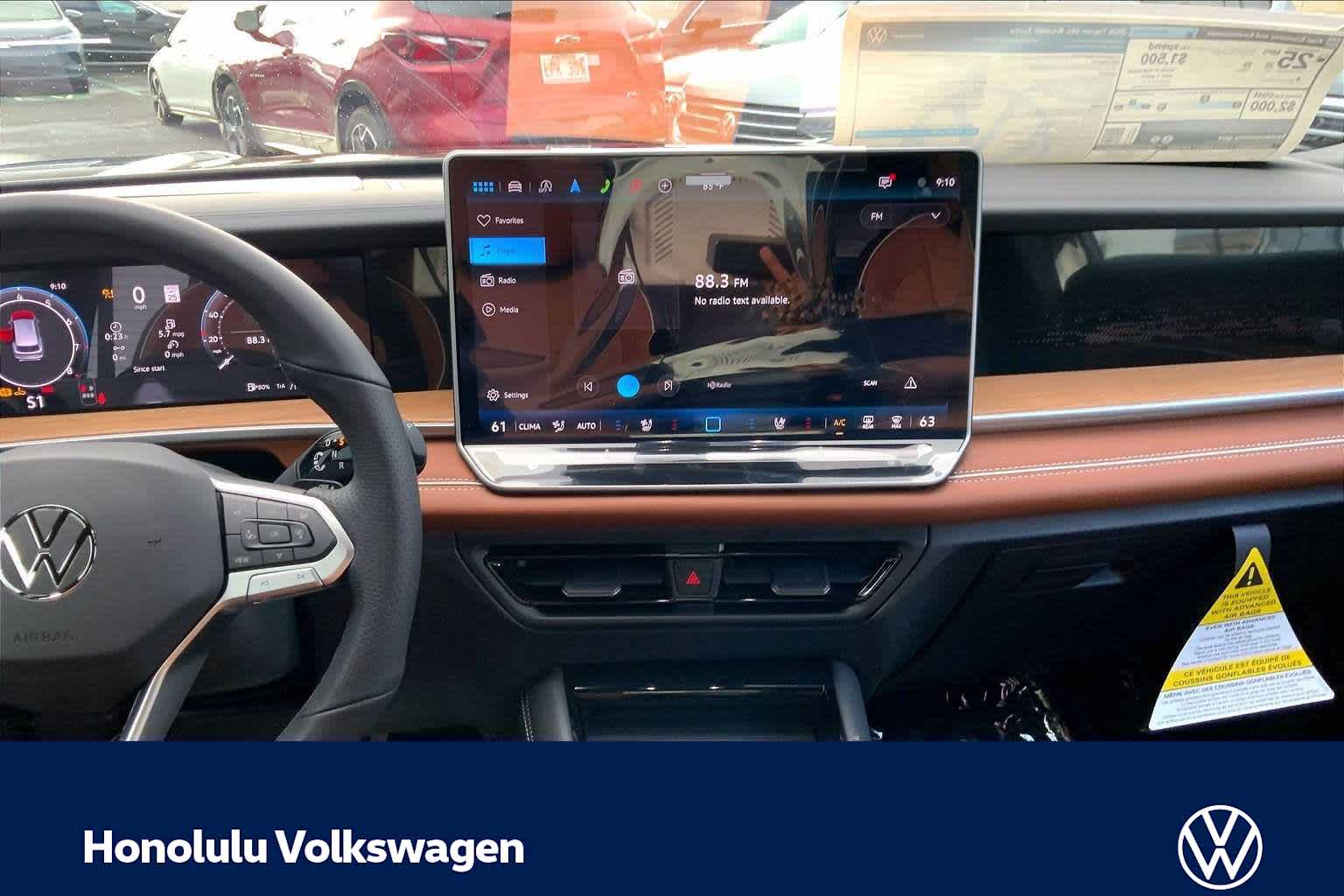 Thumbnail: 2026 Volkswagen Tiguan - 16